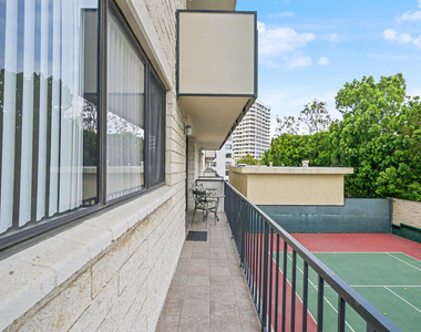 10535 Wilshire Boulevard - Photo Thumbnail 29