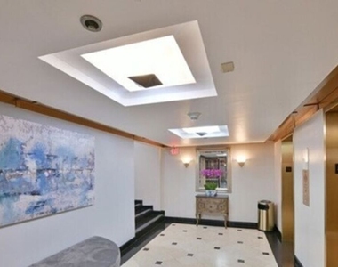 10535 Wilshire Boulevard - Photo Thumbnail 39