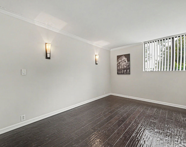 10535 Wilshire Boulevard - Photo Thumbnail 18