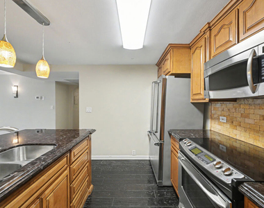 10535 Wilshire Boulevard - Photo Thumbnail 6