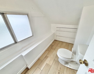 288 S Coronado Street - Photo Thumbnail 8