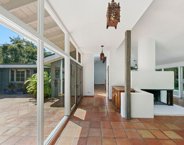 6328 Frondosa Drive - Photo Thumbnail 6