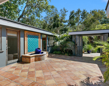 6328 Frondosa Drive - Photo Thumbnail 5