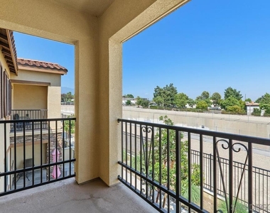 8011 City View Pl - Photo Thumbnail 27