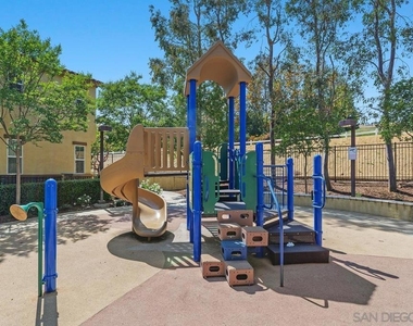 8011 City View Pl - Photo Thumbnail 31