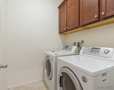 8011 City View Pl - Photo Thumbnail 20