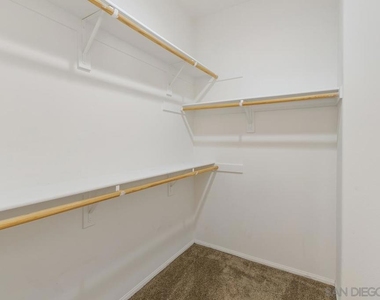 8011 City View Pl - Photo Thumbnail 25