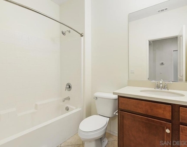 8011 City View Pl - Photo Thumbnail 19