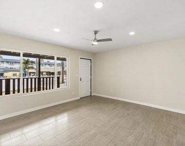 153 Dahlia Avenue - Photo Thumbnail 8