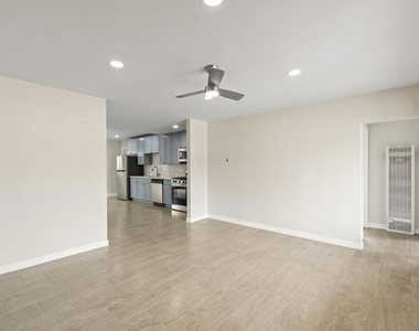 153 Dahlia Avenue - Photo Thumbnail 6