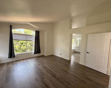 11347 Paul Barwick Ct - Photo Thumbnail 19