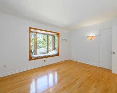 1090 El Medio Avenue - Photo Thumbnail 28