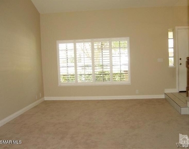 6813 Eaglehaven Lane - Photo Thumbnail 13