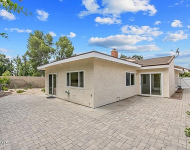 1114 Evenstar Avenue - Photo Thumbnail 32
