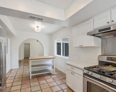 1114 Evenstar Avenue - Photo Thumbnail 18