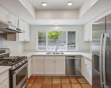 1114 Evenstar Avenue - Photo Thumbnail 19