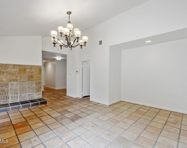 1114 Evenstar Avenue - Photo Thumbnail 11
