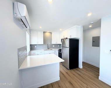1921 Colonia Place - Photo Thumbnail 6