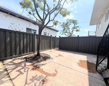 1921 Colonia Place - Photo Thumbnail 2