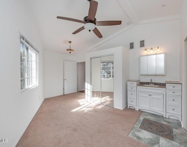 1088 Casa Grande Drive - Photo Thumbnail 7