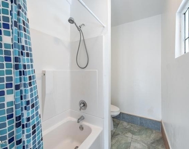 1088 Casa Grande Drive - Photo Thumbnail 8