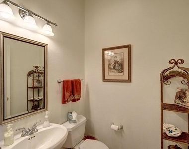 35841 Rosemont Drive - Photo Thumbnail 8