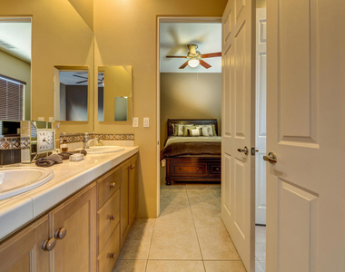 79942 Julee Court - Photo Thumbnail 10