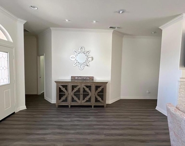 78119 Elenbrook Court - Photo Thumbnail 6