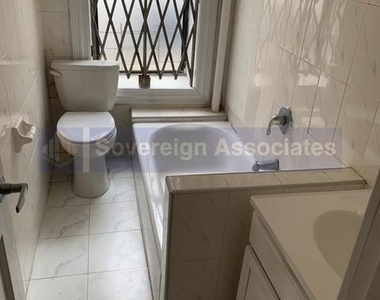 631 Edgecombe Avenue - Photo Thumbnail 2