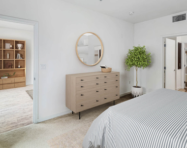 1333 Powell Street - Photo Thumbnail 46