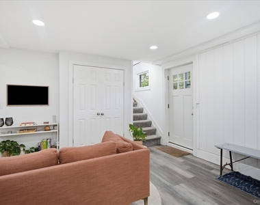 1a Gerald Lane - Photo Thumbnail 12