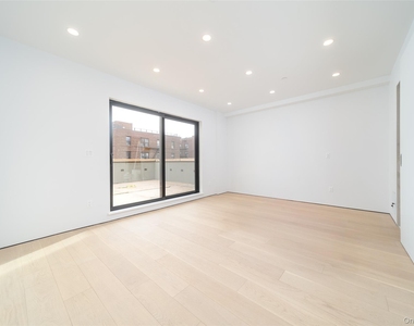 132-55 41 Road - Photo Thumbnail 12
