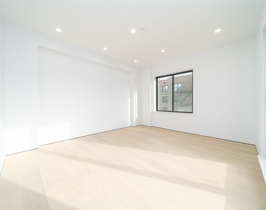 132-55 41 Road - Photo Thumbnail 9