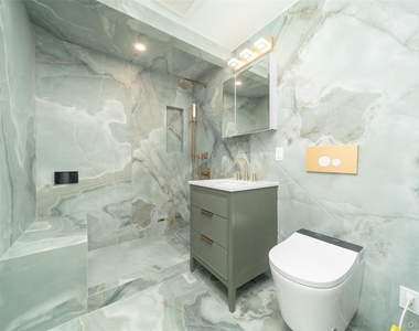 132-55 41 Road - Photo Thumbnail 13