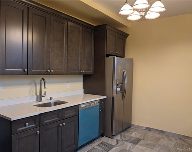 26 Coligni Avenue - Photo Thumbnail 2