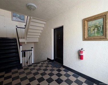 26 Coligni Avenue - Photo Thumbnail 7