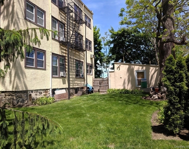26 Coligni Avenue - Photo Thumbnail 8
