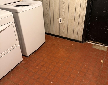149-03 84th Street - Photo Thumbnail 6