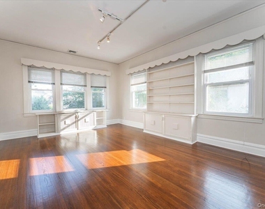 942 Greenfield Road - Photo Thumbnail 19