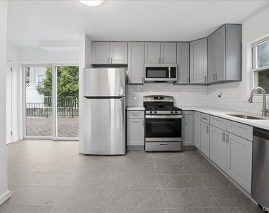 419 Palmer Road - Photo Thumbnail 9
