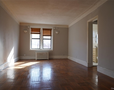 50-05 43 Ave - Photo Thumbnail 3