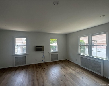 168 Lenox Avenue - Photo Thumbnail 12