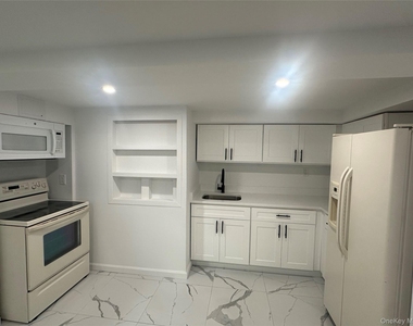 168 Lenox Avenue - Photo Thumbnail 20