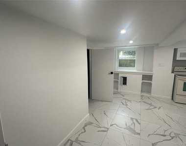 168 Lenox Avenue - Photo Thumbnail 19