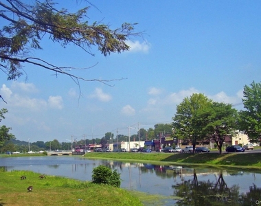 250 Oakland Avenue - Photo Thumbnail 23