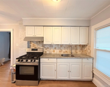 36 Wallkill Avenue - Photo Thumbnail 3