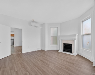 34 Market Street - Photo Thumbnail 11