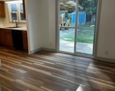 13 Stanley Street - Photo Thumbnail 13