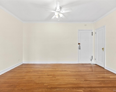35-35 75th Street - Photo Thumbnail 2