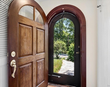 1187 Post Road - Photo Thumbnail 1